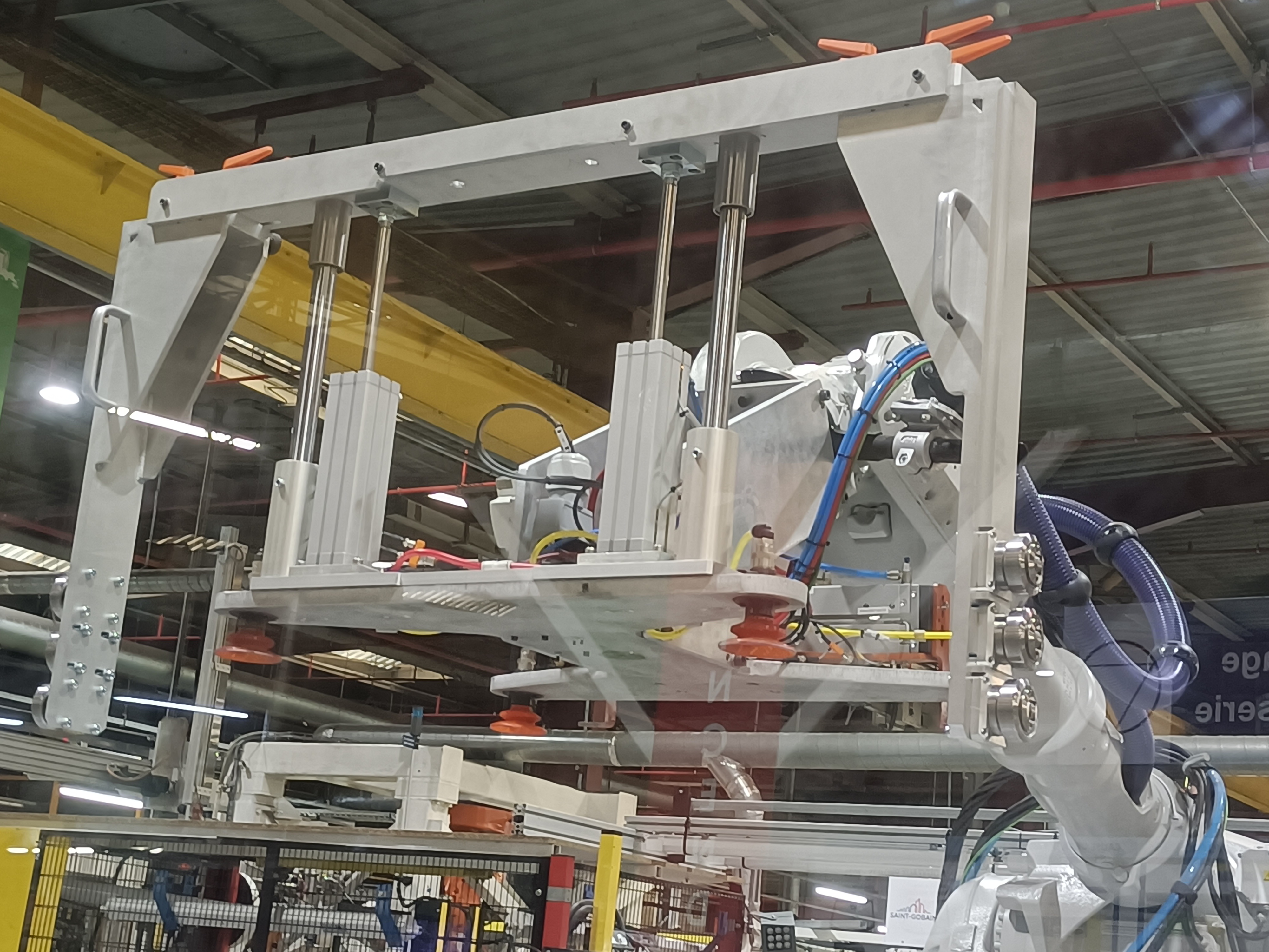 Outillage industriel et préhenseur sur mesure